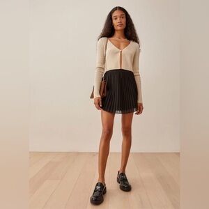 NEW Reformation Lovell Black Pleated Mini Skirt